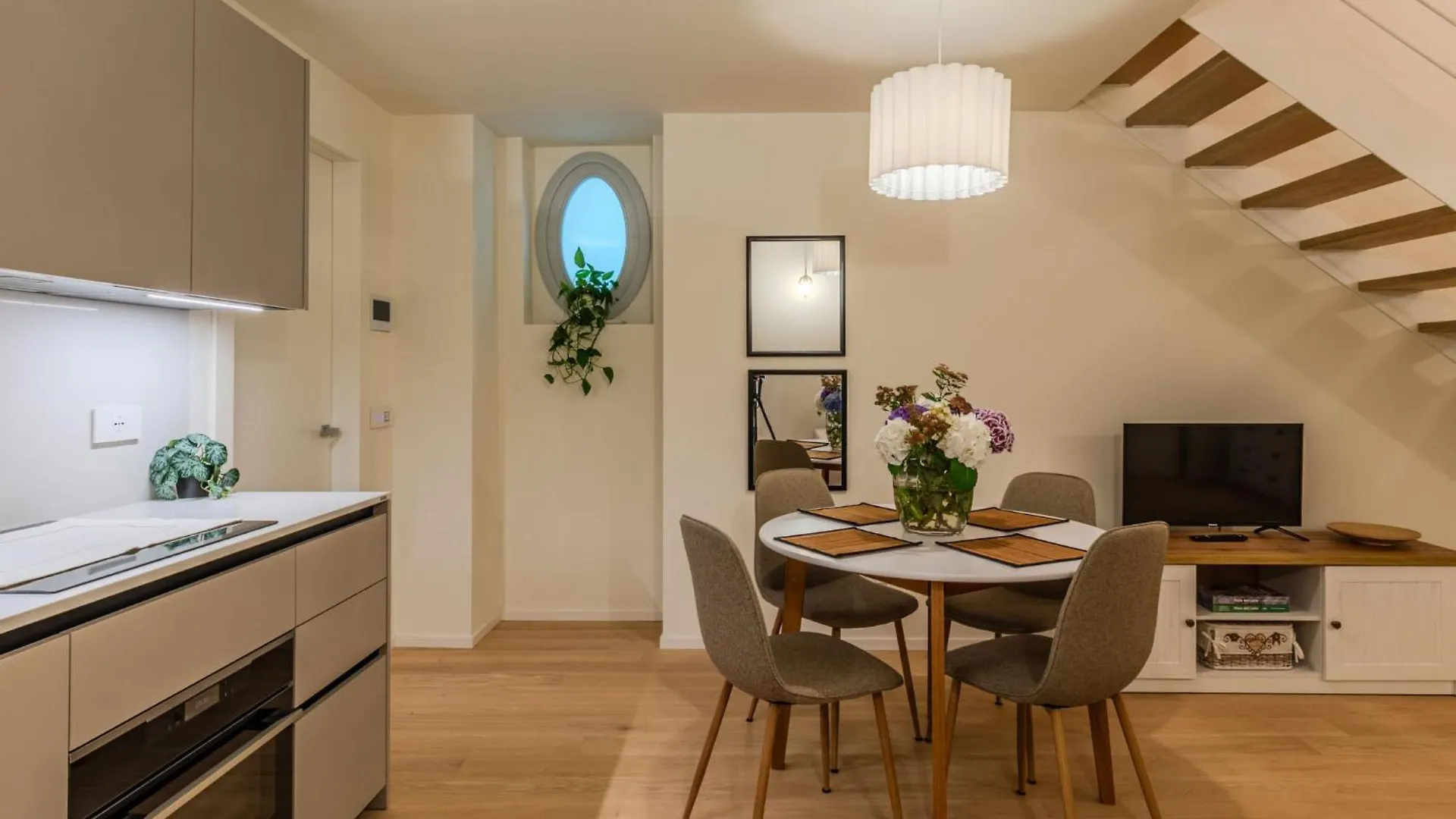 Apartment La Casa Di Ale By Interhome Como Italien